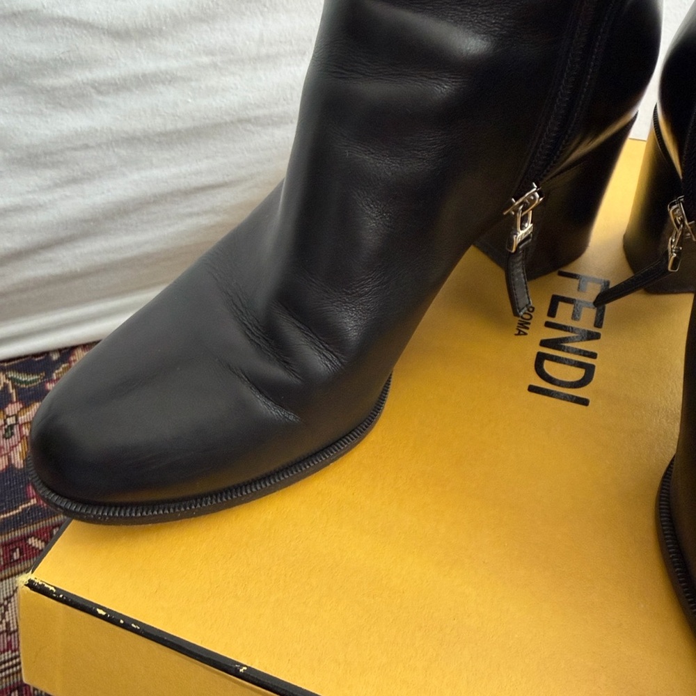 FENDI Black Women's Leather Ankle Boots - Picture 12 of 16